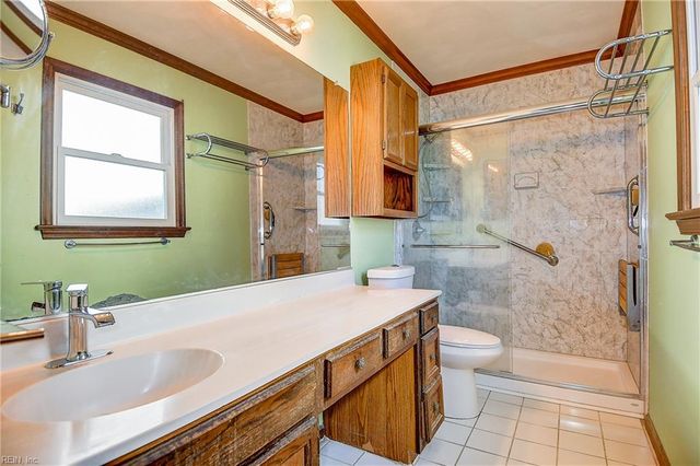 1875 Eastborne DR, Virginia Beach, VA 23454