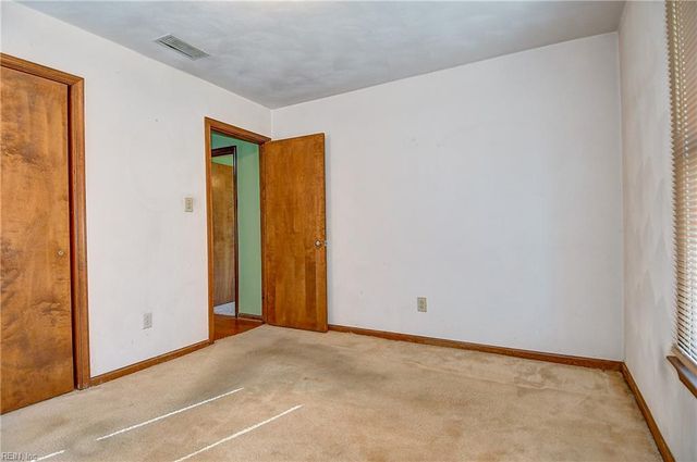 1875 Eastborne DR, Virginia Beach, VA 23454