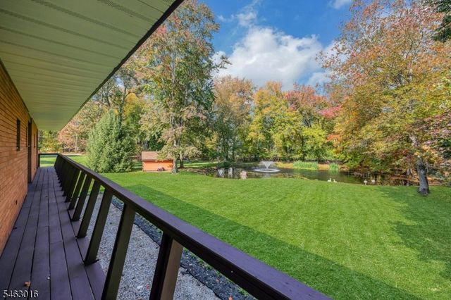 170 Pulis Ave, Franklin Lakes Boro, NJ 07417