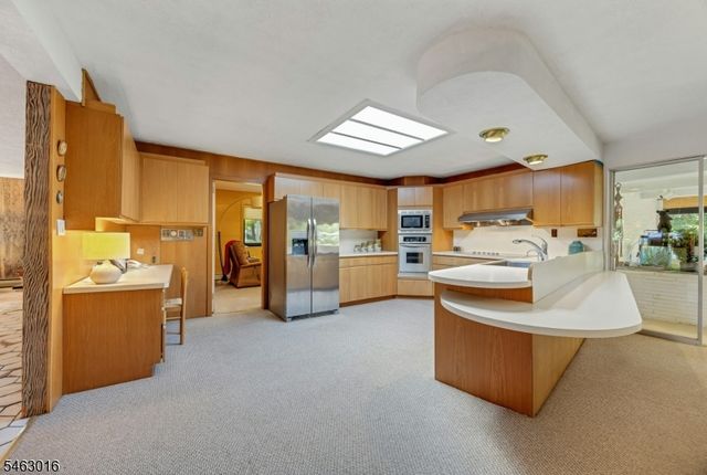 170 Pulis Ave, Franklin Lakes Boro, NJ 07417
