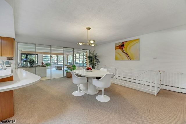 170 Pulis Ave, Franklin Lakes Boro, NJ 07417