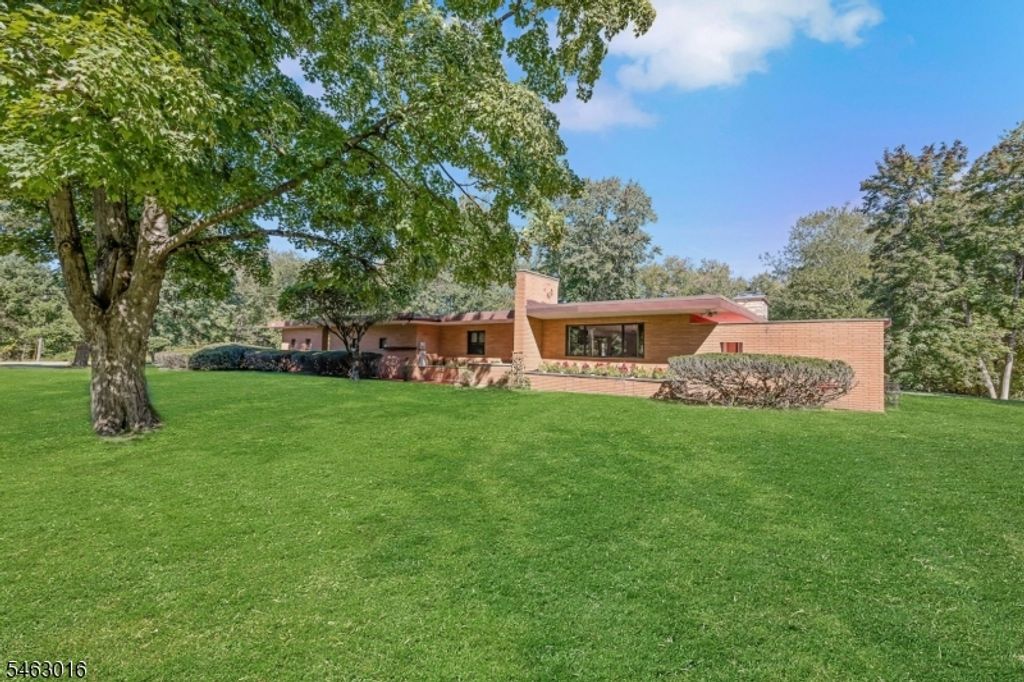 170 Pulis Ave, Franklin Lakes Boro, NJ 07417 — photo 2