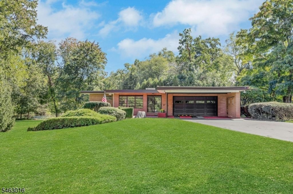170 Pulis Ave, Franklin Lakes Boro, NJ 07417 — photo 4