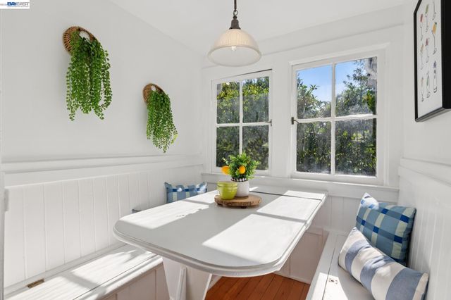 3246 Garfield Ave, Alameda, CA 94501