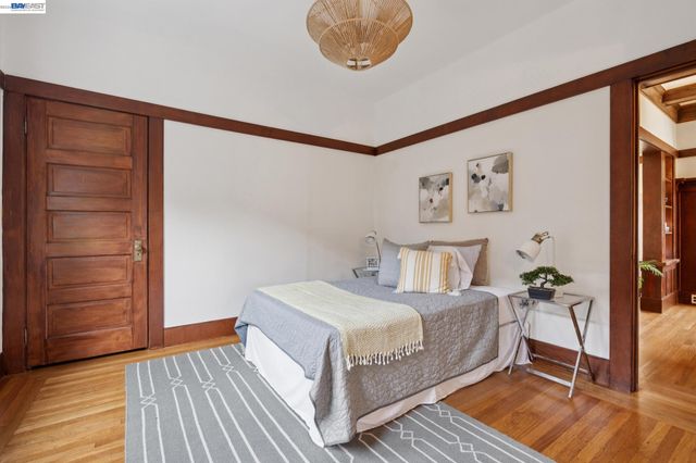 3246 Garfield Ave, Alameda, CA 94501