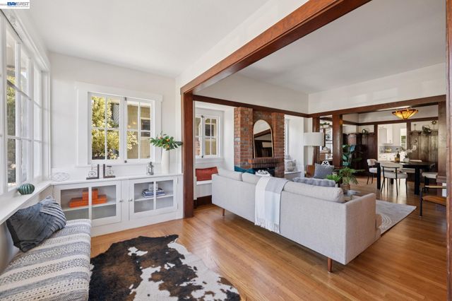 3246 Garfield Ave, Alameda, CA 94501