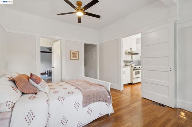 3246 Garfield Ave, Alameda, CA 94501