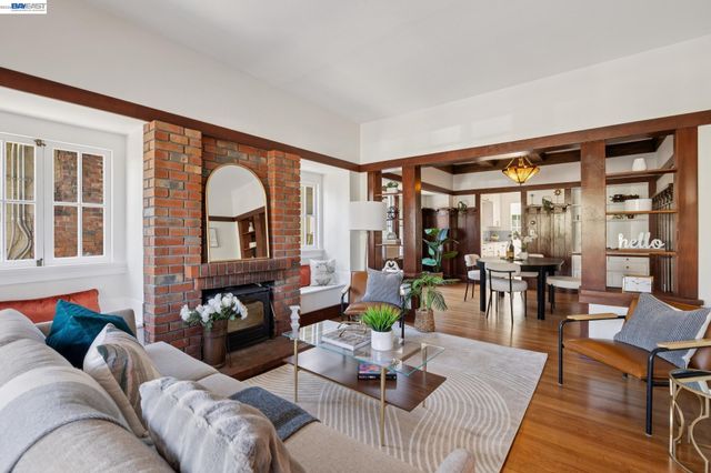 3246 Garfield Ave, Alameda, CA 94501