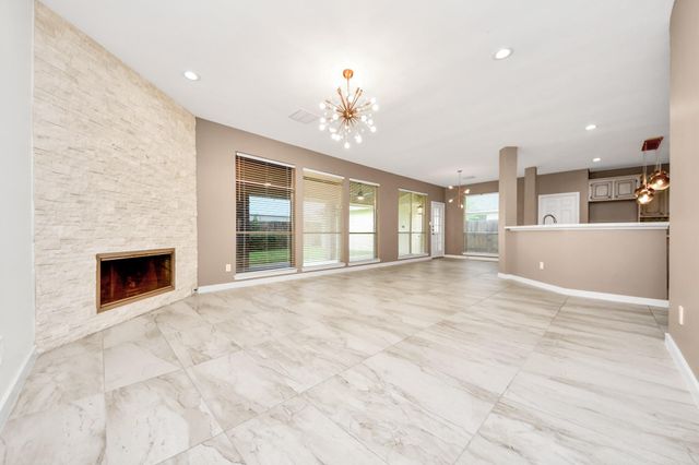 3210 Shadowwalk Drive, Houston, TX 77082