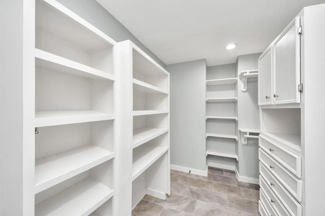 3210 Shadowwalk Drive, Houston, TX 77082