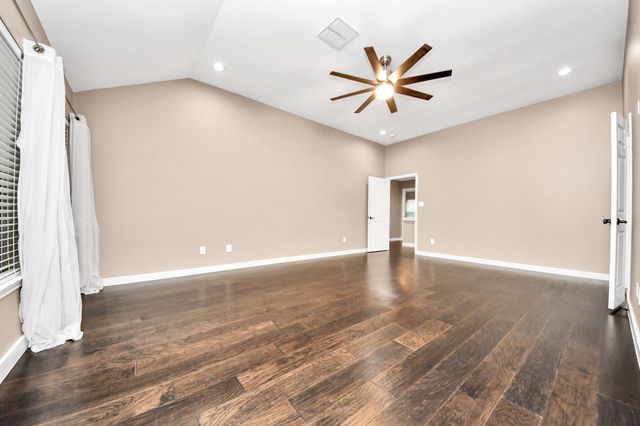3210 Shadowwalk Drive, Houston, TX 77082