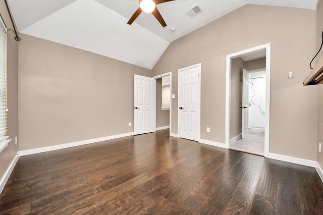 3210 Shadowwalk Drive, Houston, TX 77082