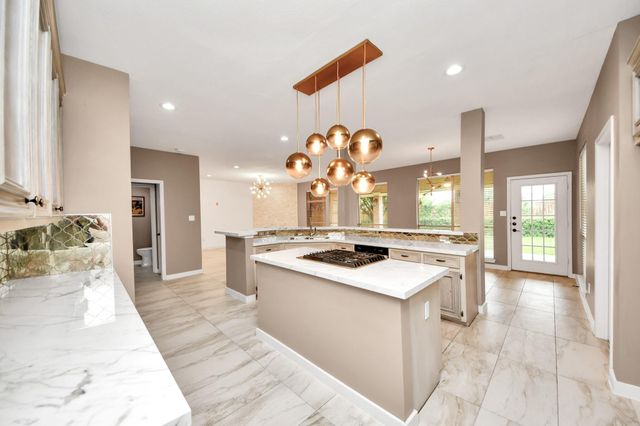 3210 Shadowwalk Drive, Houston, TX 77082