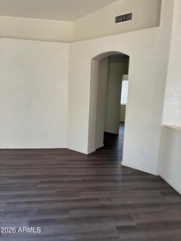 1074 N SAGUARO Street, Chandler, AZ 85224