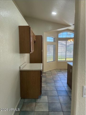 1074 N SAGUARO Street, Chandler, AZ 85224