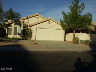 1074 N SAGUARO Street, Chandler, AZ 85224