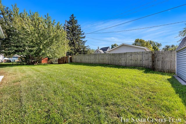 514 N 5th Street, Grand Haven, MI 49417