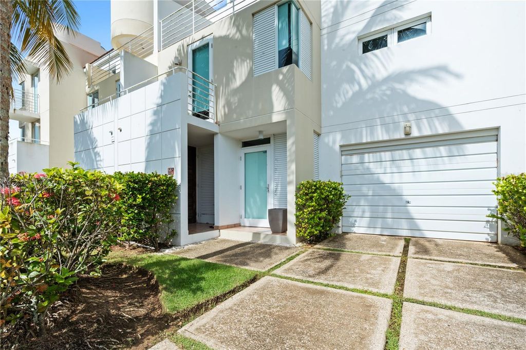 38 URB DORADO DEL MAR, Dorado, PR 00646