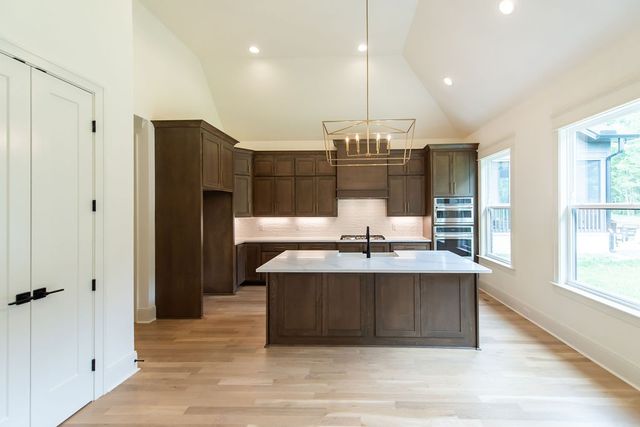 179 Karen Drive, Mount Juliet, TN 37122