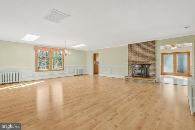 111 AUTUMN CT, Huntingtown, MD 20639