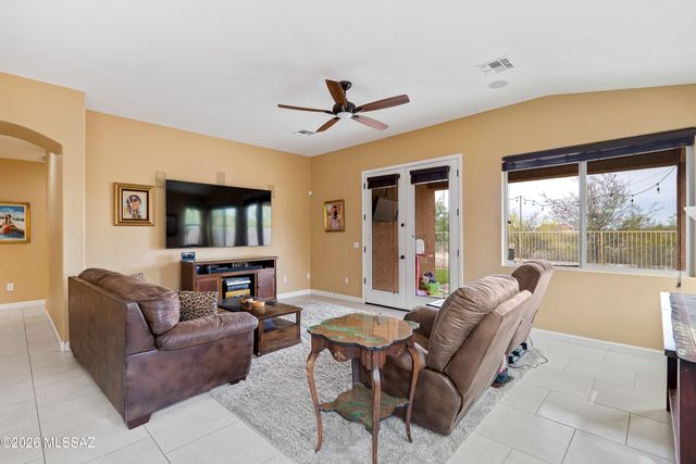 9919 N Crook Lane, Tucson, AZ 85742