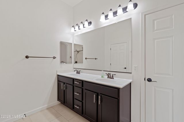 9919 N Crook Lane, Tucson, AZ 85742