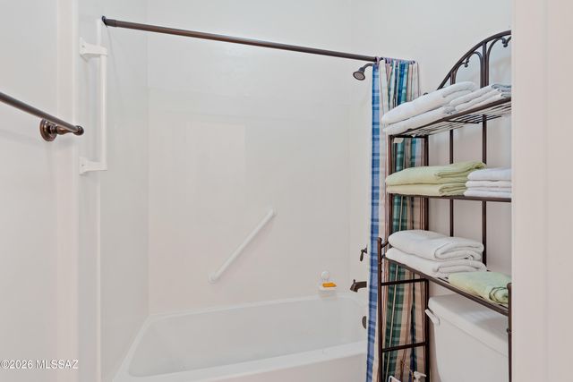 9919 N Crook Lane, Tucson, AZ 85742