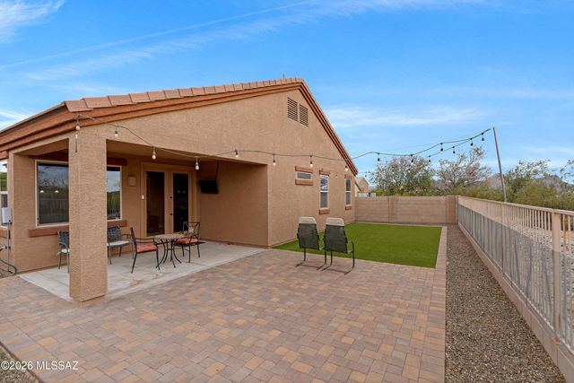 9919 N Crook Lane, Tucson, AZ 85742