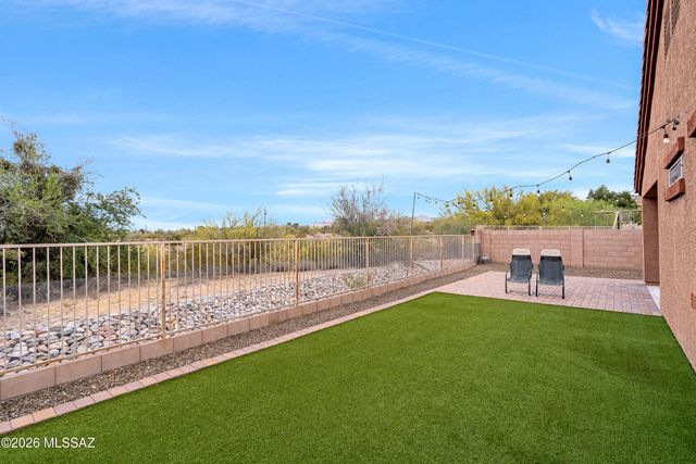 9919 N Crook Lane, Tucson, AZ 85742