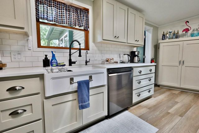 913 Kings Way, Nekoosa, WI 54457