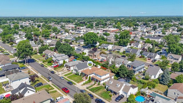 3615 Tonopah Street, Seaford, NY 11783