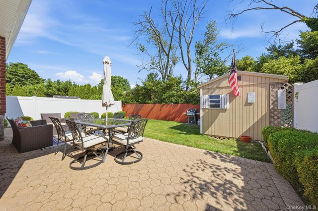 3615 Tonopah Street, Seaford, NY 11783