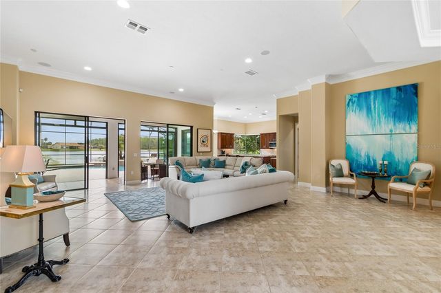 844 SAN RAPHAEL ST, Poinciana, FL 34759