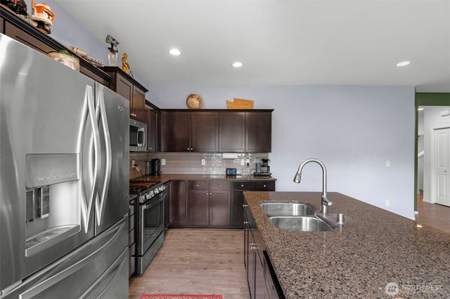 3005 Eagle Loop NE, Lacey, WA 98516