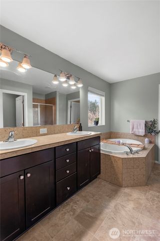 3005 Eagle Loop NE, Lacey, WA 98516