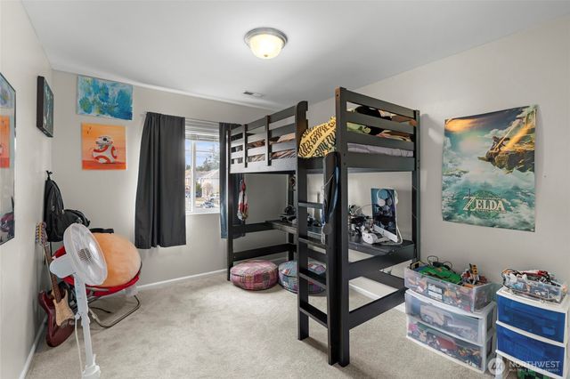 3005 Eagle Loop NE, Lacey, WA 98516