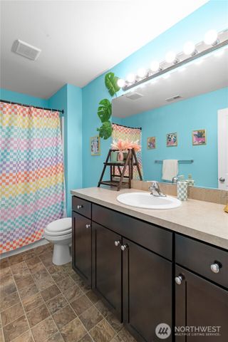 3005 Eagle Loop NE, Lacey, WA 98516