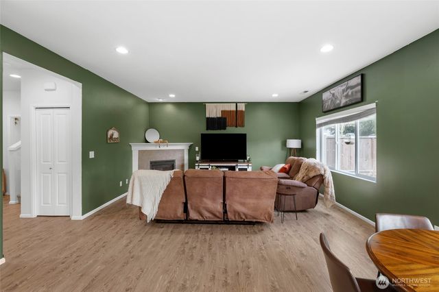 3005 Eagle Loop NE, Lacey, WA 98516