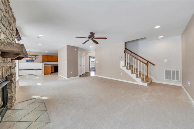 4323 Faircrest LN, Roanoke, VA 24018