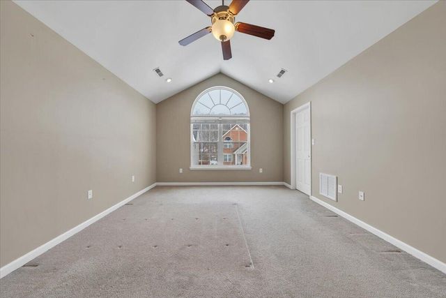 4323 Faircrest LN, Roanoke, VA 24018