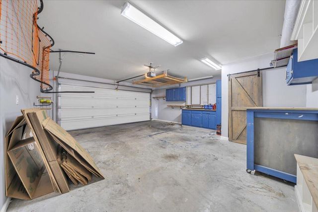 4323 Faircrest LN, Roanoke, VA 24018