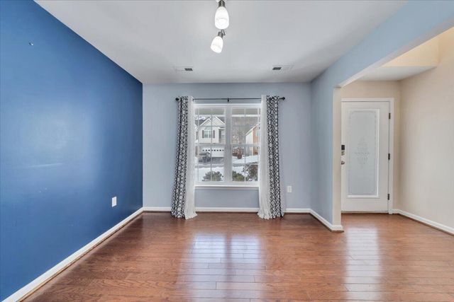 4323 Faircrest LN, Roanoke, VA 24018