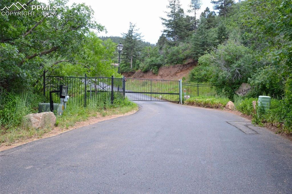 1096 Laguna Point, Manitou Springs, CO 80829 — photo 5