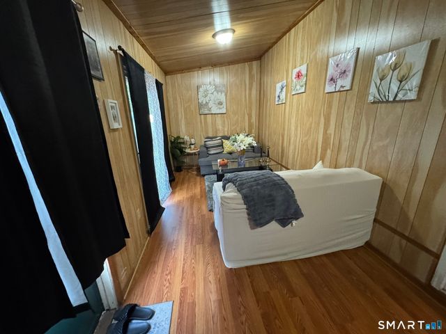 84 Anderson Avenue, Waterbury, CT 06708