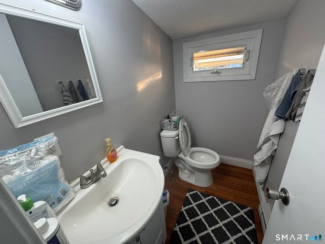 84 Anderson Avenue, Waterbury, CT 06708