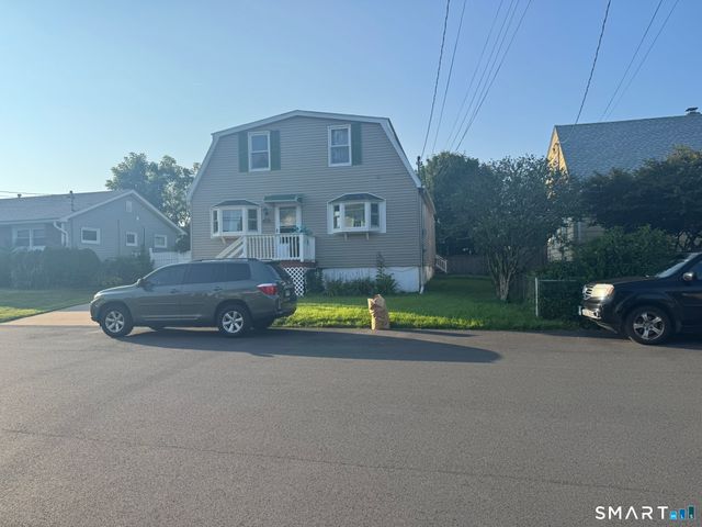 84 Anderson Avenue, Waterbury, CT 06708