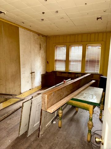 708 Hilliard Street, Manchester, CT 06040