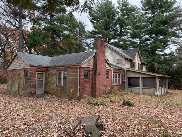 708 Hilliard Street, Manchester, CT 06040