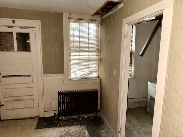 708 Hilliard Street, Manchester, CT 06040