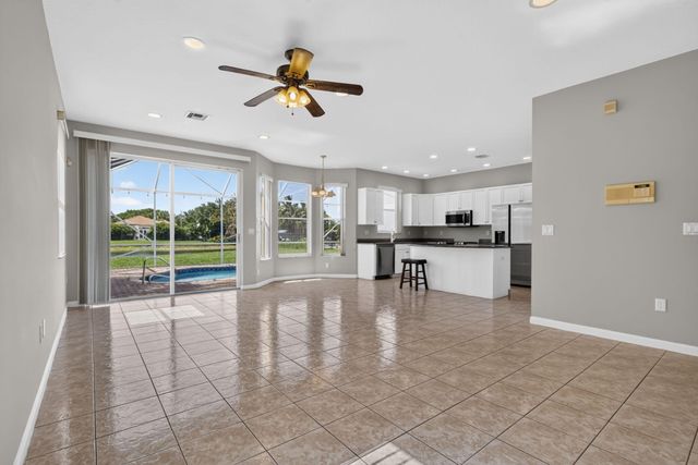 9855 Woolworth Court Court, Wellington, FL 33414